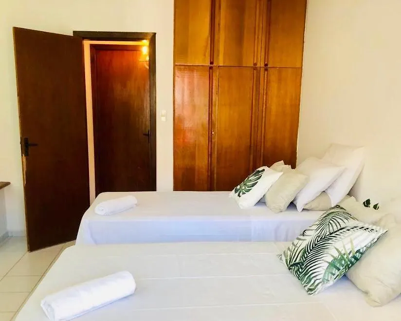 Residencial Nazareth Arena Axe Moi Taperapua Com Piscina,Sauna Internet 3 Suites Porto Seguro